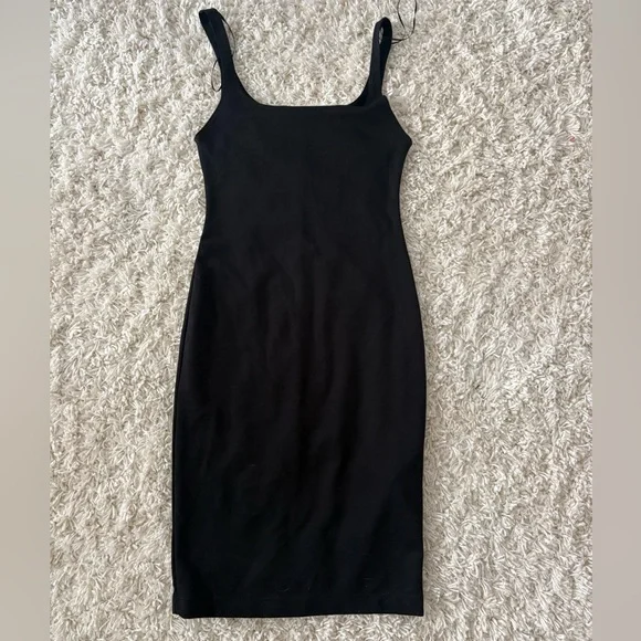 Zara Black Midi Dress size m - Picture 1 of 3